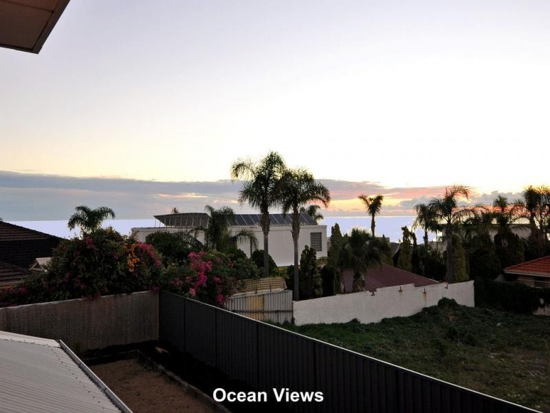 88 Southern Cross Circle, Ocean Reef WA 6027