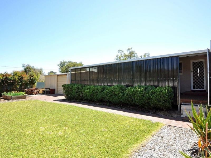 1/17 Westbrook Way, Girrawheen WA 6064