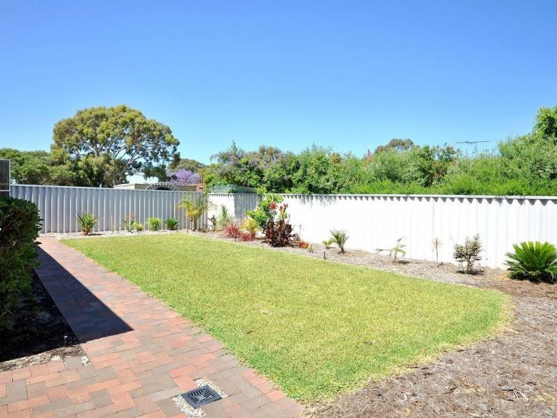 1/17 Westbrook Way, Girrawheen WA 6064