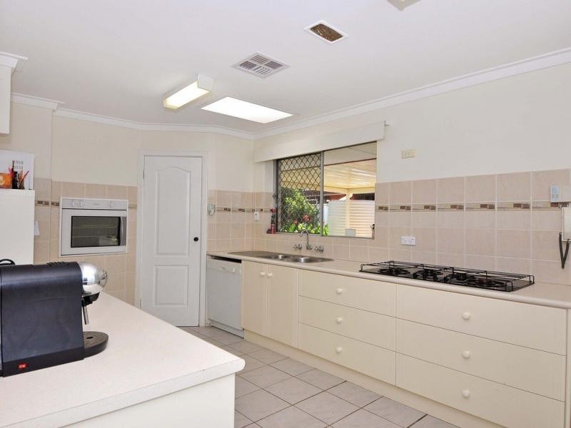 11 Arnisdale Road, Duncraig WA 6023