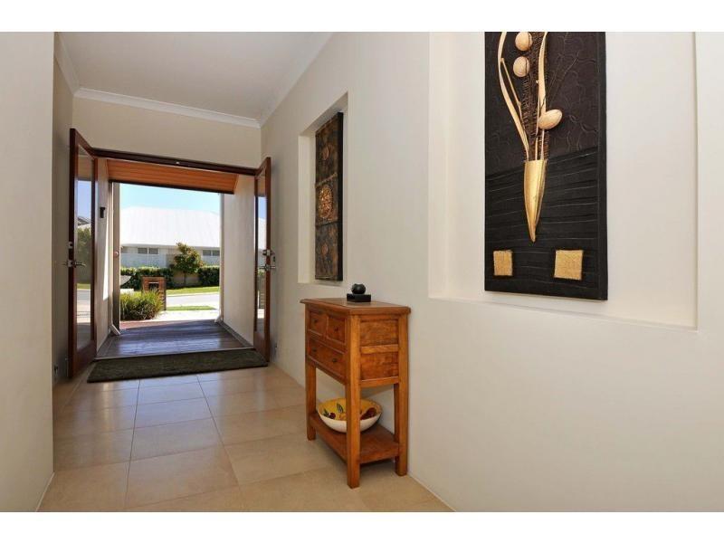 5 Belcastro Way, Madeley WA 6065