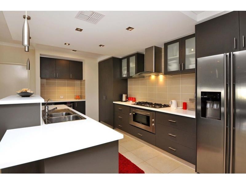 5 Belcastro Way, Madeley WA 6065