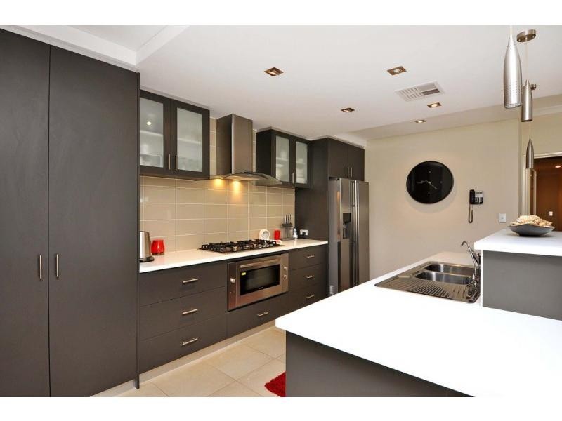 5 Belcastro Way, Madeley WA 6065