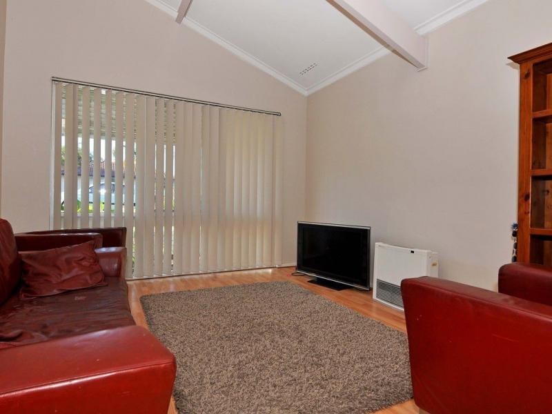 39 Farnley Way, Duncraig WA 6023