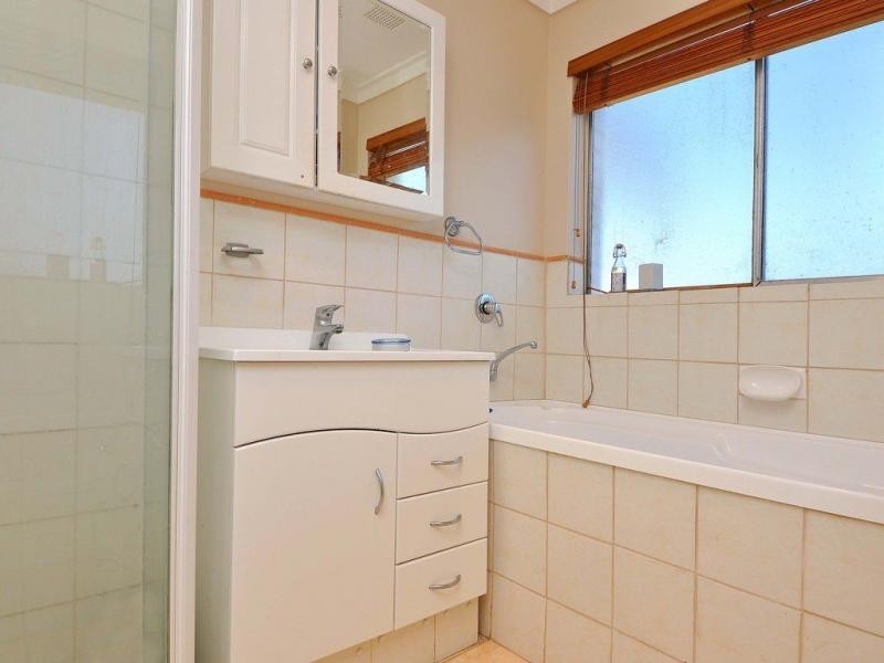 39 Farnley Way, Duncraig WA 6023