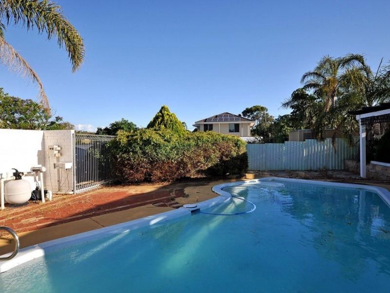 39 Farnley Way, Duncraig WA 6023