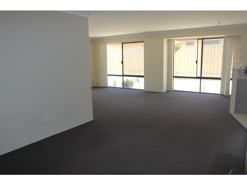 3 Sanctuary Gardens, Ridgewood WA 6030