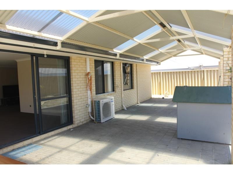 3 Sanctuary Gardens, Ridgewood WA 6030