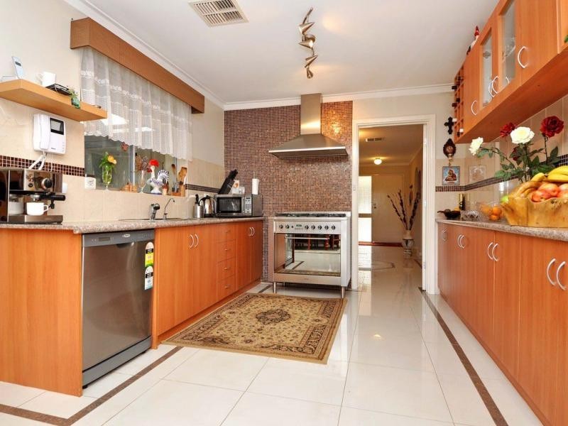 3 Bage Court, Hillarys WA 6025