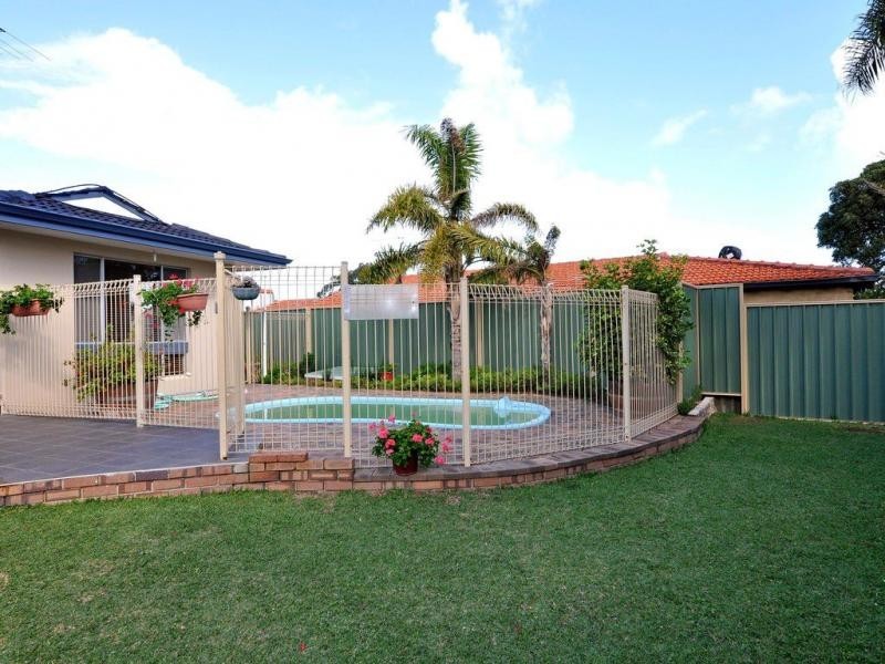3 Bage Court, Hillarys WA 6025