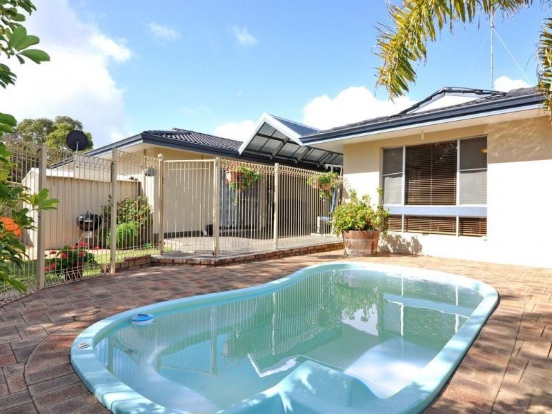 3 Bage Court, Hillarys WA 6025