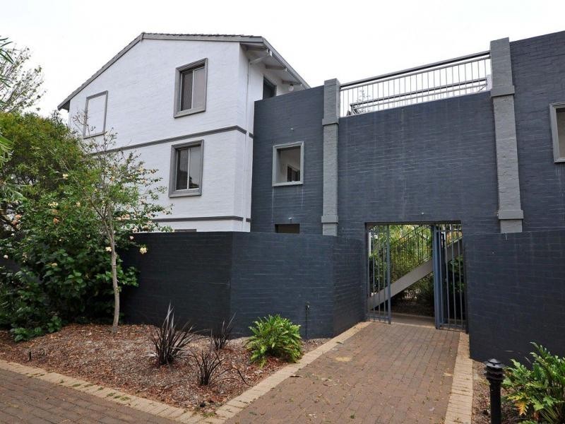 Unit 3/125 Herdsman Parade, Wembley WA 6014