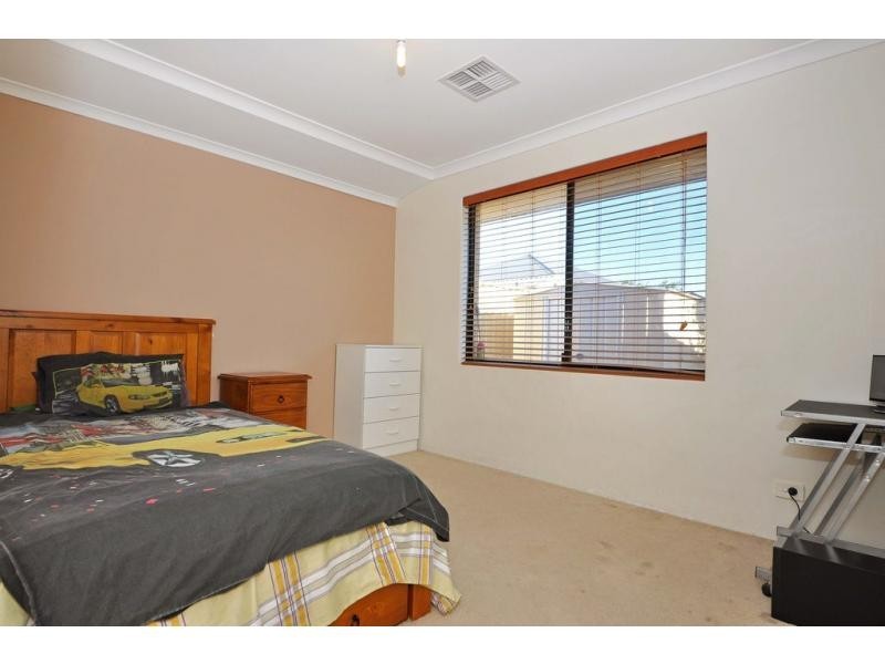 8 Hapuna Street, Butler WA 6036