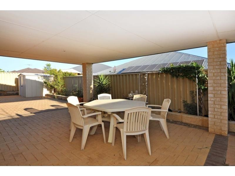 8 Hapuna Street, Butler WA 6036