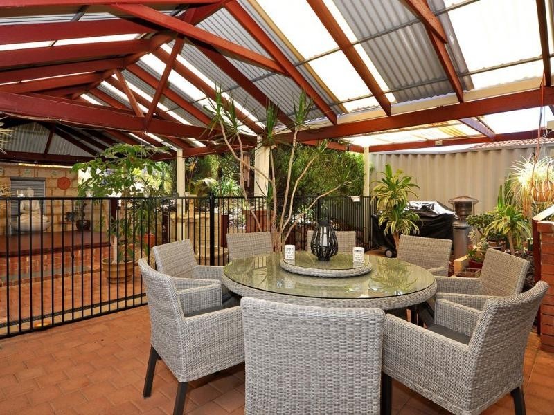 43 Keatley Crescent, Woodvale WA 6026