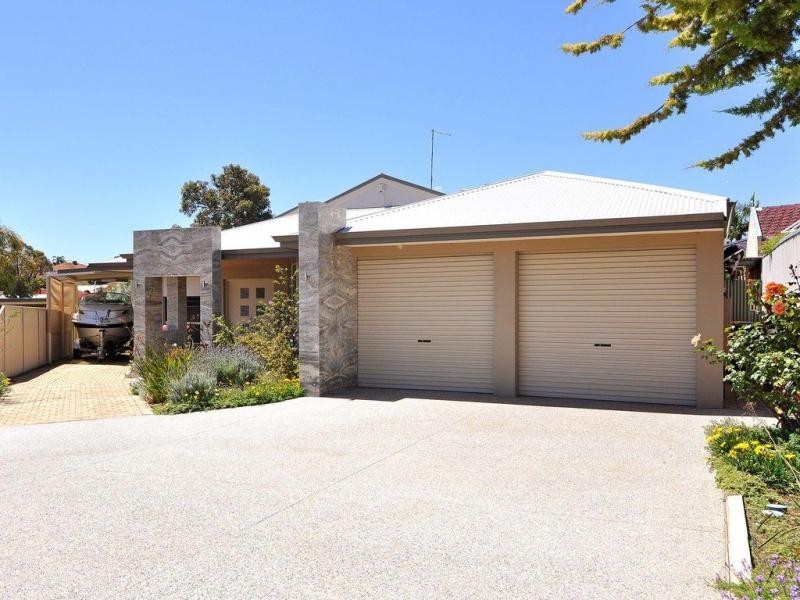 9 Calgary Place, Kingsley WA 6026