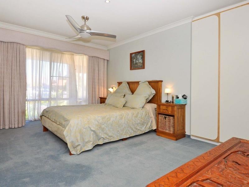 9 Calgary Place, Kingsley WA 6026