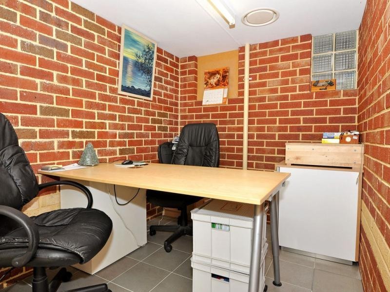 9 Calgary Place, Kingsley WA 6026