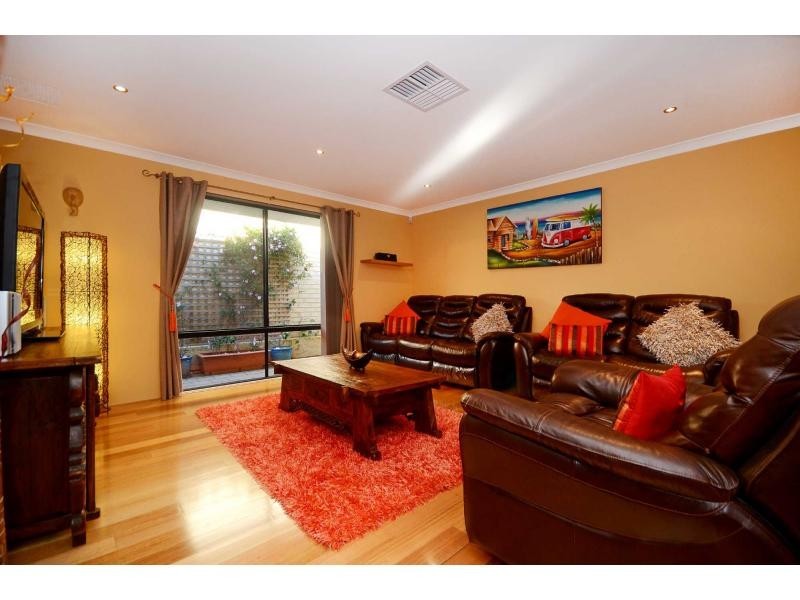 7 Lakewood Terrace, Clarkson WA 6030