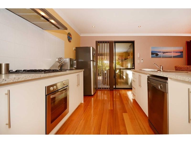 7 Lakewood Terrace, Clarkson WA 6030