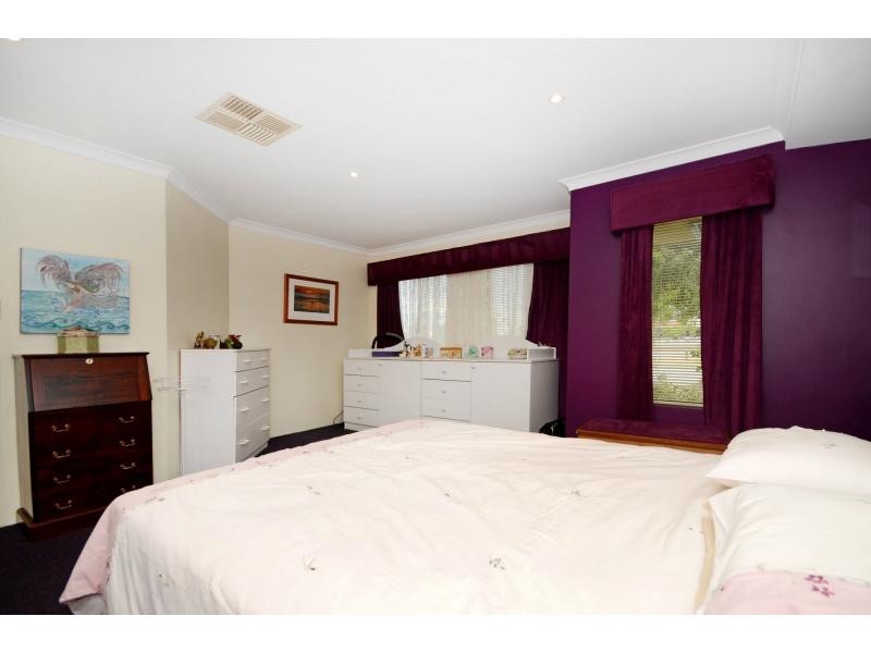 45 Palmerston Crescent, Tapping WA 6065