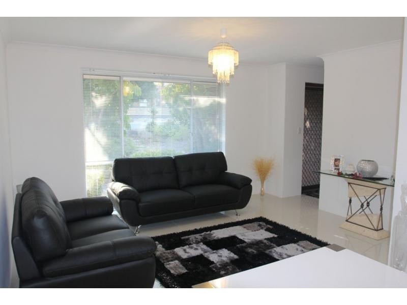 4 Atwick Way, Craigie WA 6025