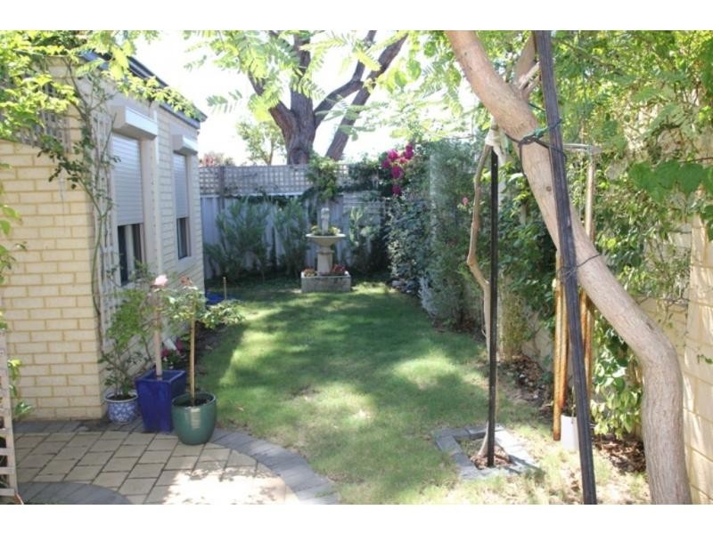 39 Bourke Street, Yokine WA 6060
