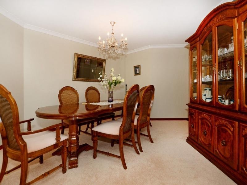 8 Greenoak Place, Woodvale WA 6026