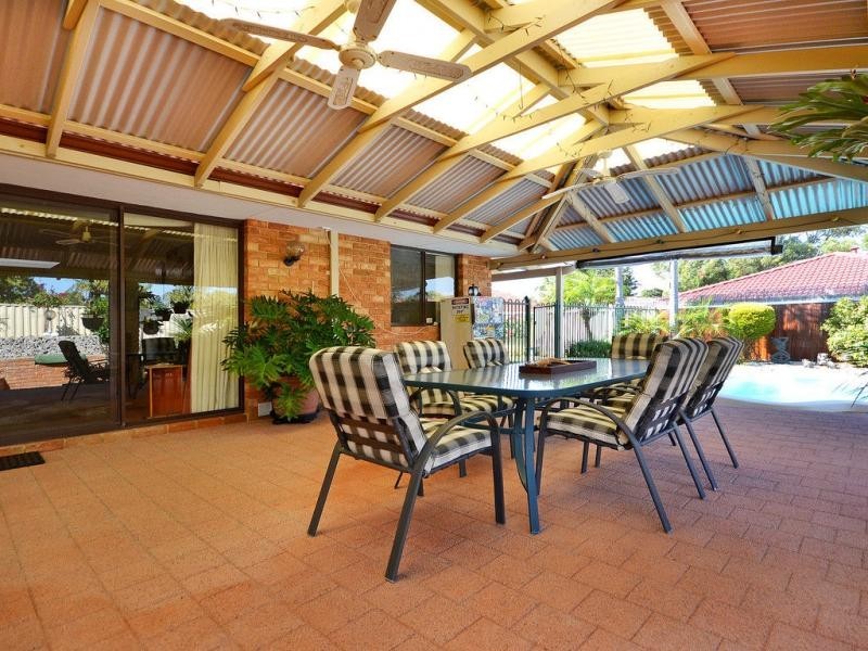 21 Comstock Way, Woodvale WA 6026