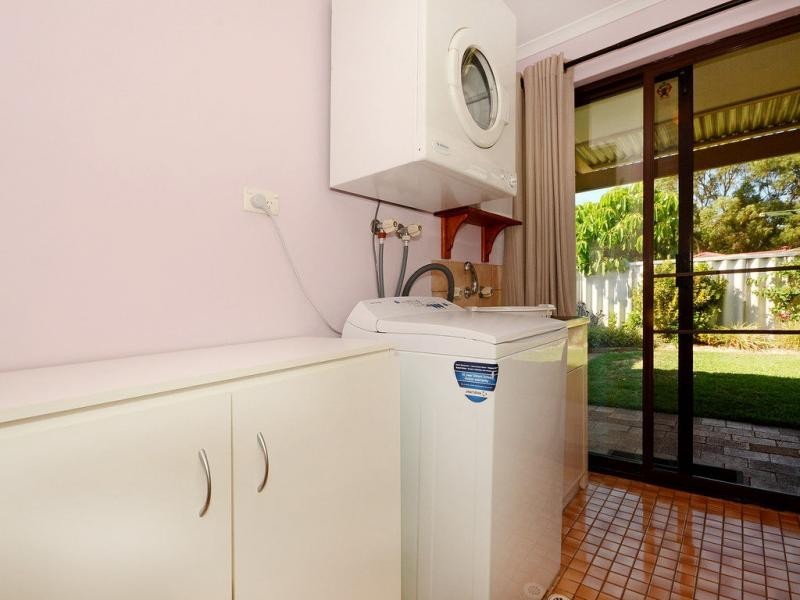 21 Comstock Way, Woodvale WA 6026