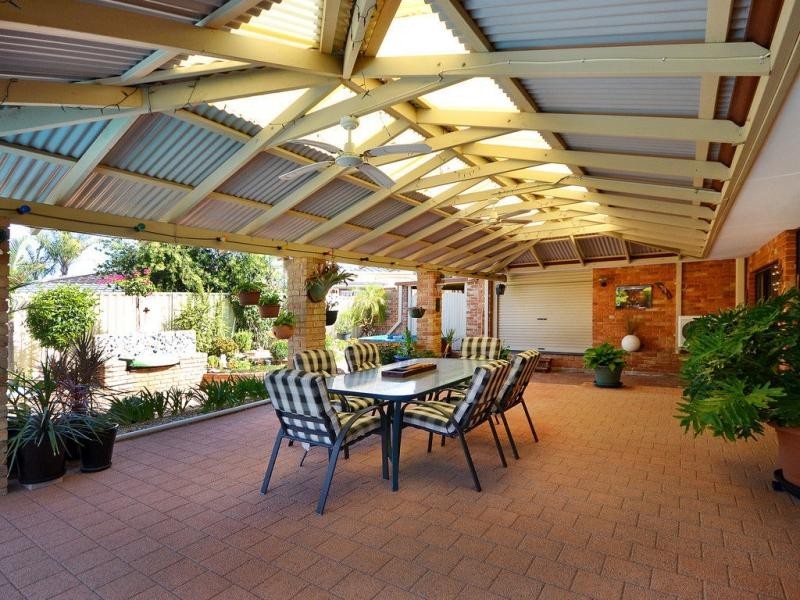 21 Comstock Way, Woodvale WA 6026