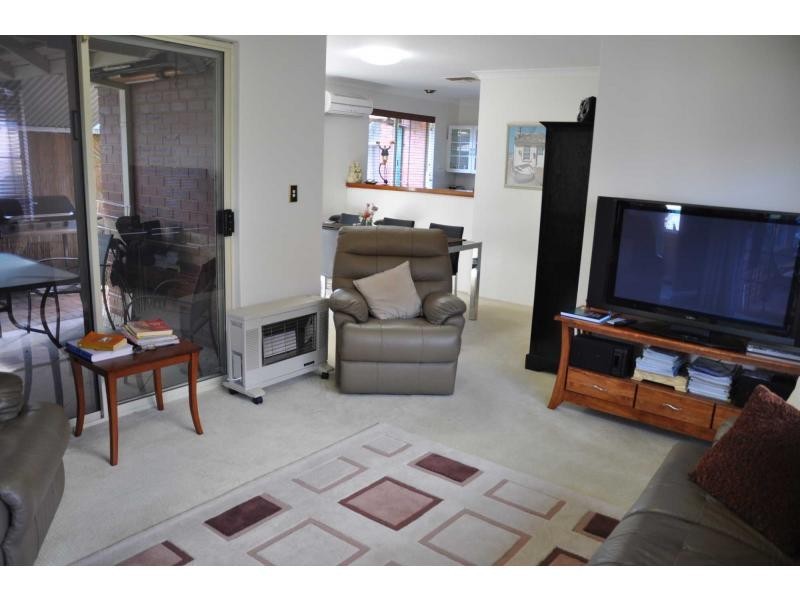 Unit 9/2 Corander Gardens, Carine WA 6020