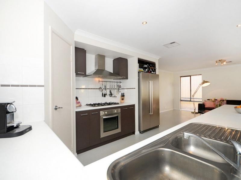 14 Lakewood Terrace, Clarkson WA 6030