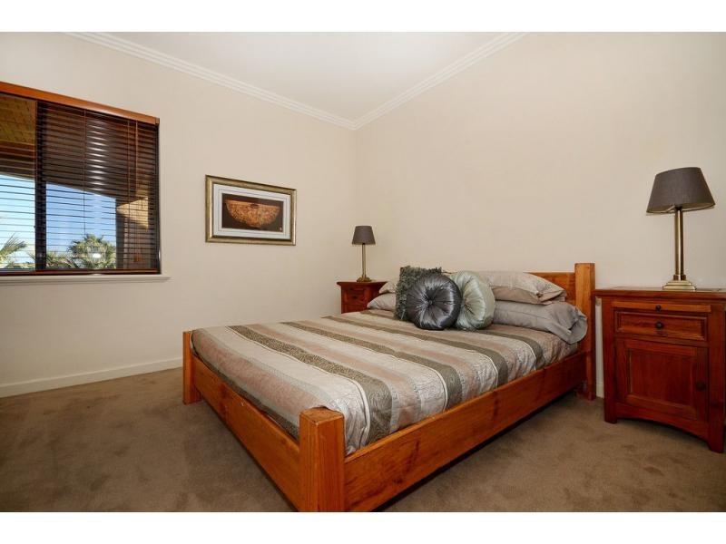 10 Ocean Falls Boulevard, Mindarie WA 6030