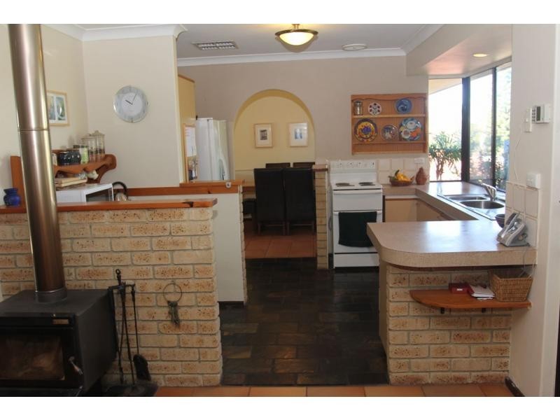 14 Bannister Road, Padbury WA 6025