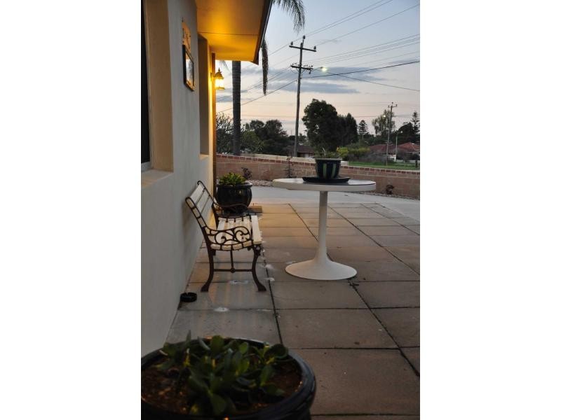 31 Bullara Road, Craigie WA 6025