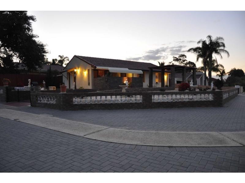 31 Bullara Road, Craigie WA 6025