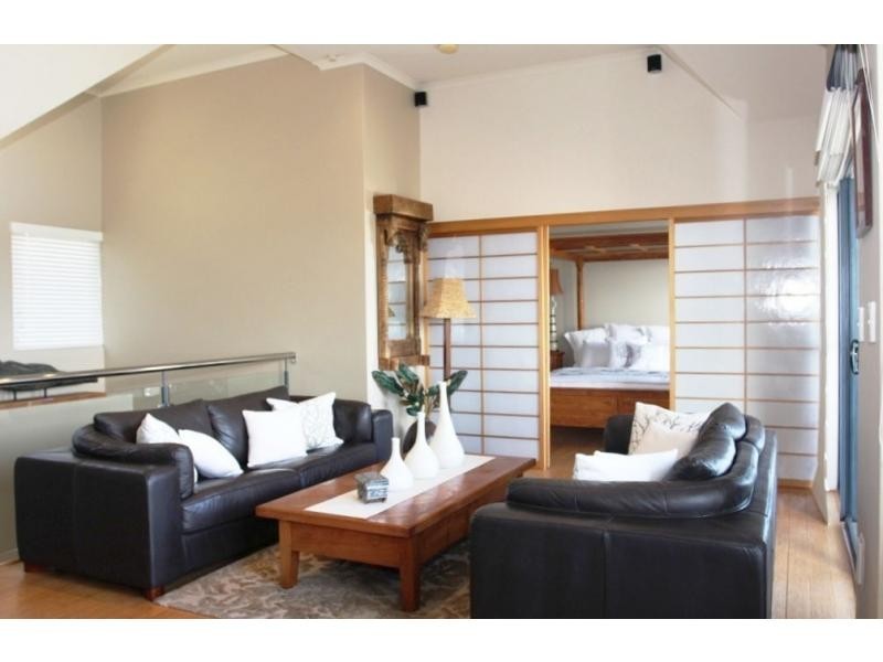 27 Toulon Circle, Mindarie WA 6030