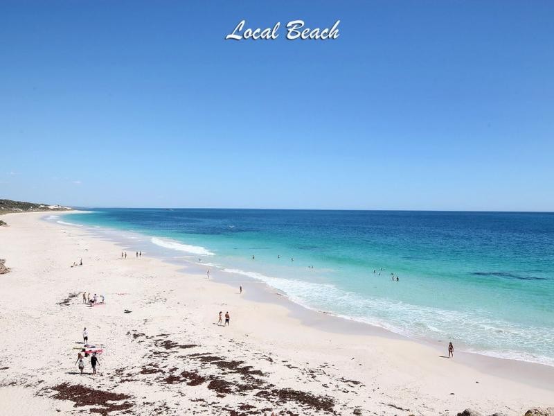 27 Toulon Circle, Mindarie WA 6030