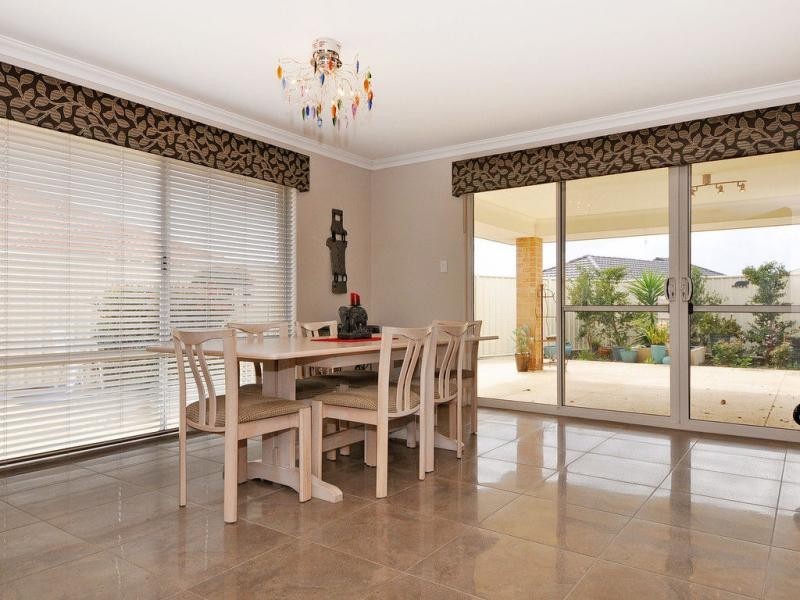 11 Hewlett Turn, Tapping WA 6065