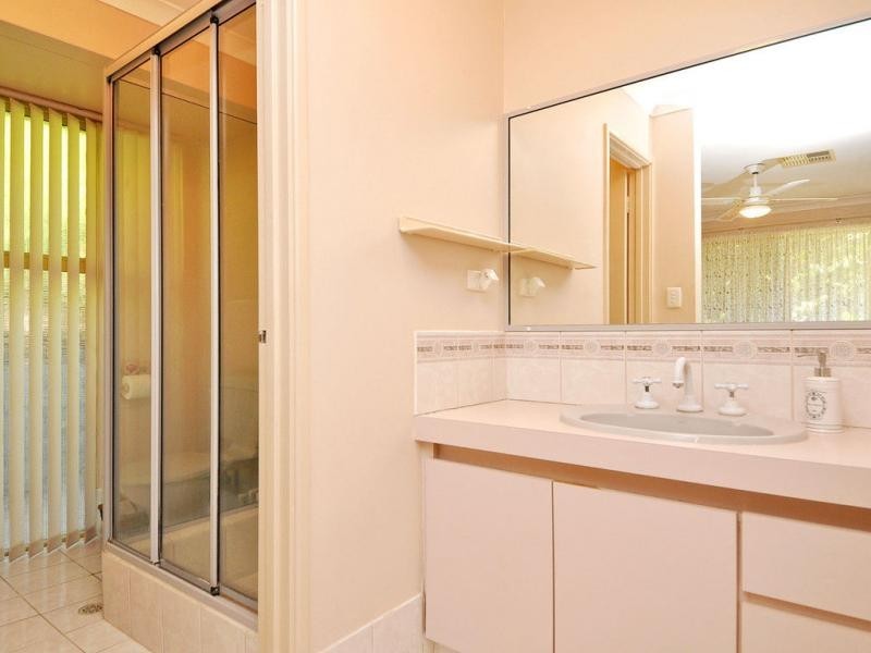 24 Castlegate Way, Woodvale WA 6026