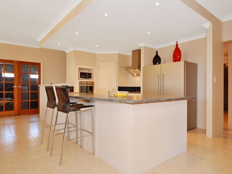 6 Waite Ridge, Aveley WA 6069