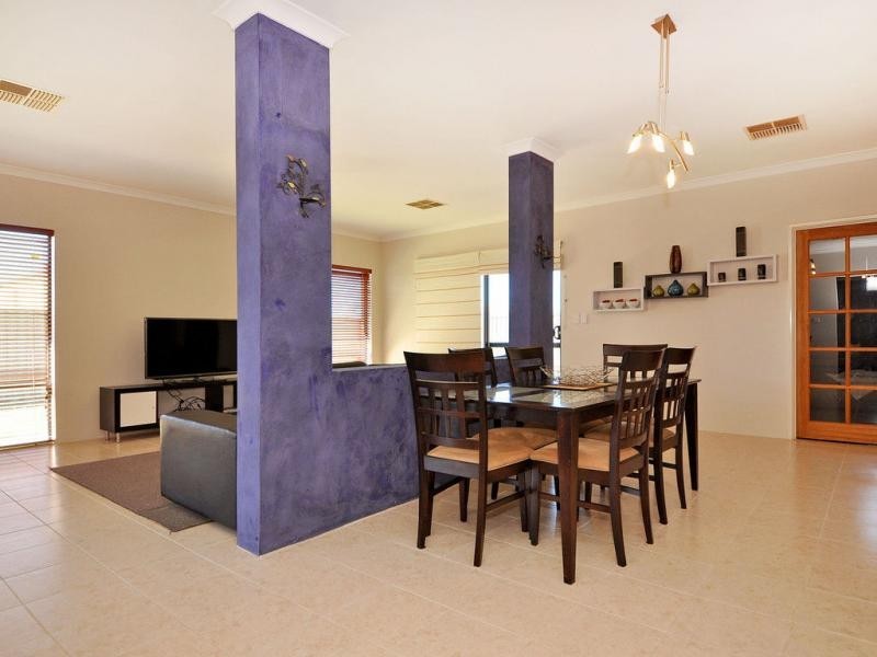 6 Waite Ridge, Aveley WA 6069