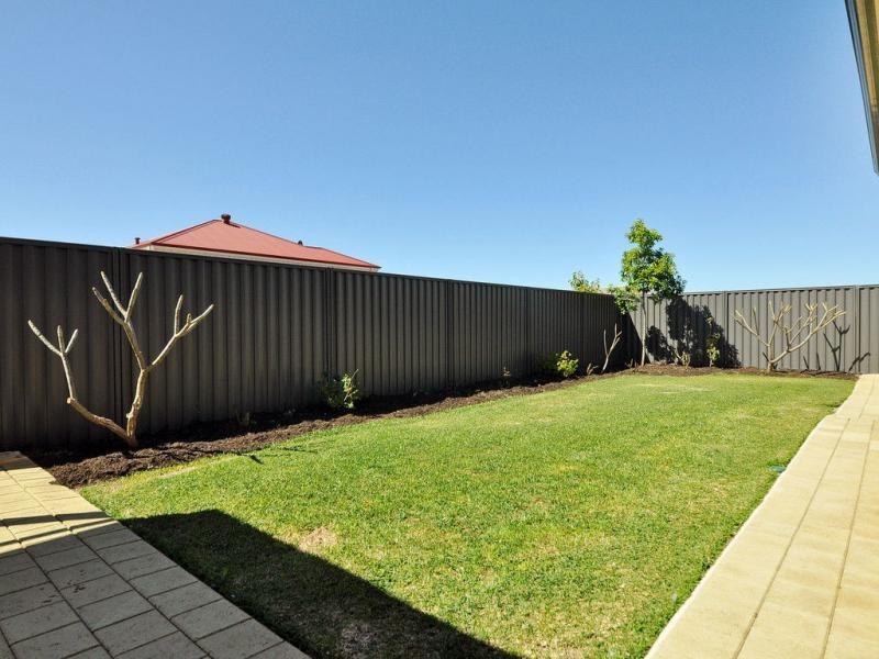 6 Waite Ridge, Aveley WA 6069