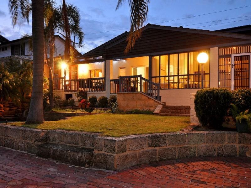 249 Ewen Street, Woodlands WA 6018