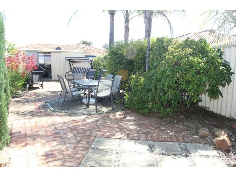 5 Ellis Grove, Woodvale WA 6026