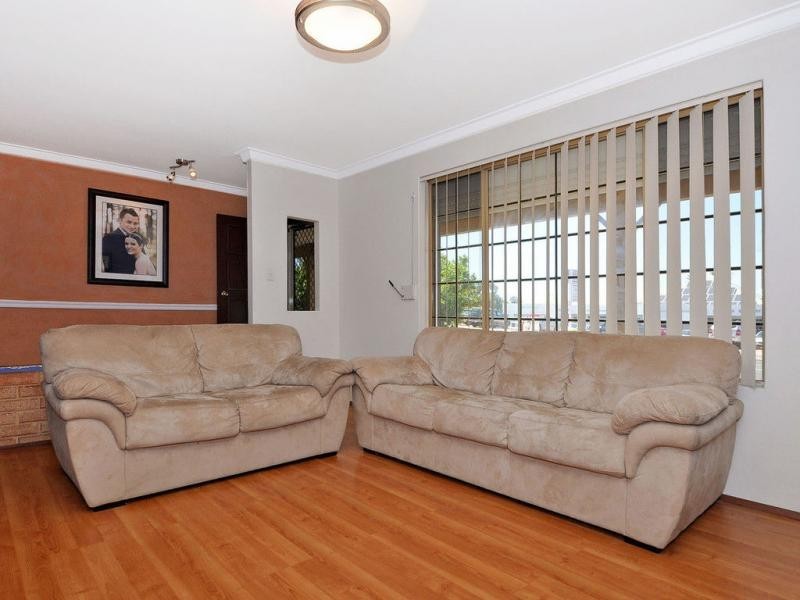 51 Highclere Boulevard, Marangaroo WA 6064