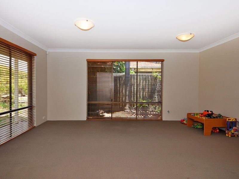 221 Lilburne Road, Duncraig WA 6023