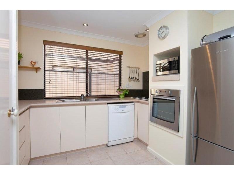 23B Blackwattle Parade, Padbury WA 6025