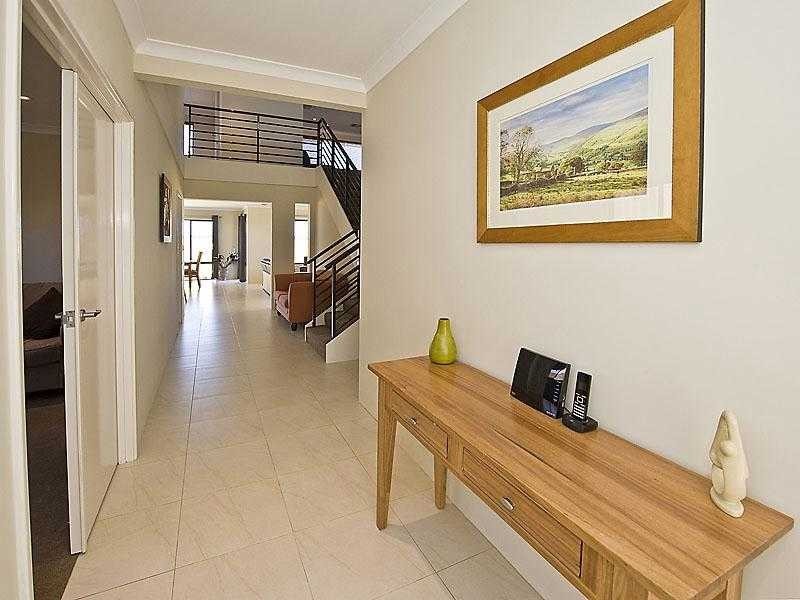 4 Kallatina Drive, Iluka WA 6028